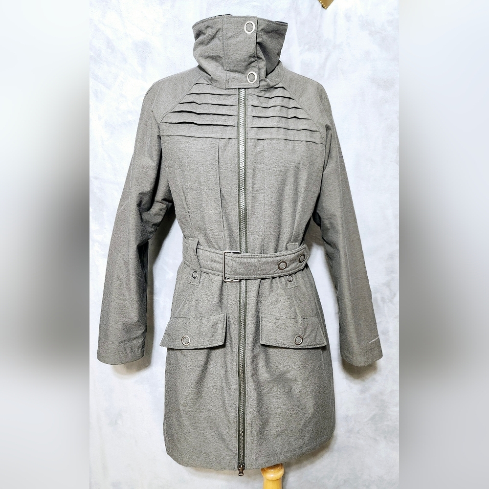 Columbia Fall Coat.  Size Small.  Omni-shield. Gray. Warm.